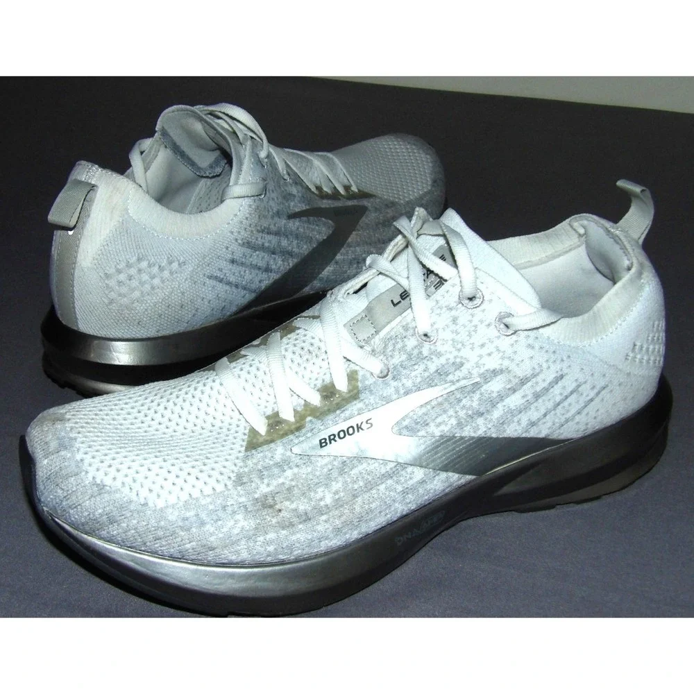 BROOKS Levitate 3 Light Gray Athletic Running Shoes Sneakers Women's 10 D